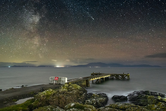 Tsuchinshan-ATLAS comet and the Milky Way over the Isle of Arran.