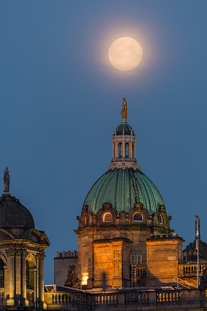 Moonset over the Mound